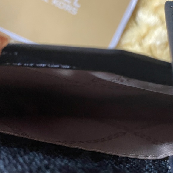 Michael Kors Black and Blue Crossbody Wallet - Picture 5 of 6